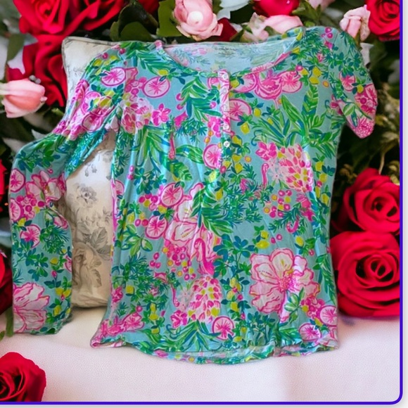 Lilly Pulitzer Henley Top Pink Green Vibrant Floral - Picture 1 of 3